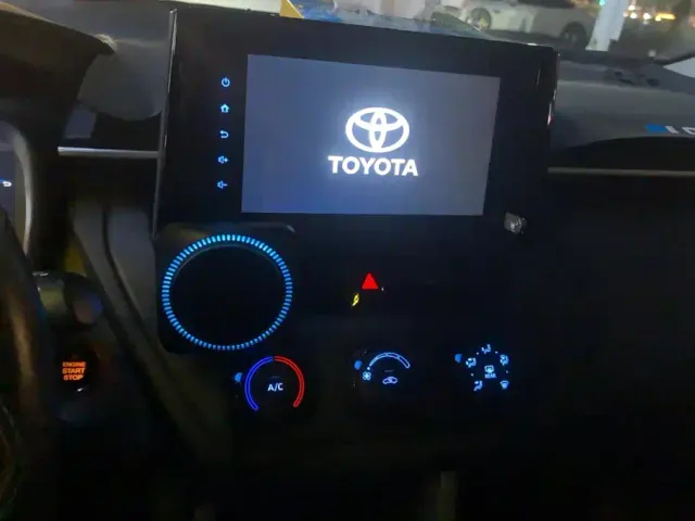 Toyota Corolla Cross — Фото автомобиля 13