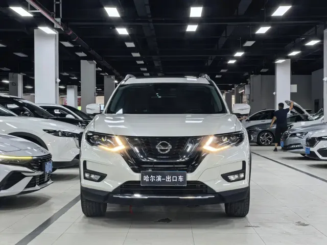 Nissan X-Trail — Фото автомобиля 2