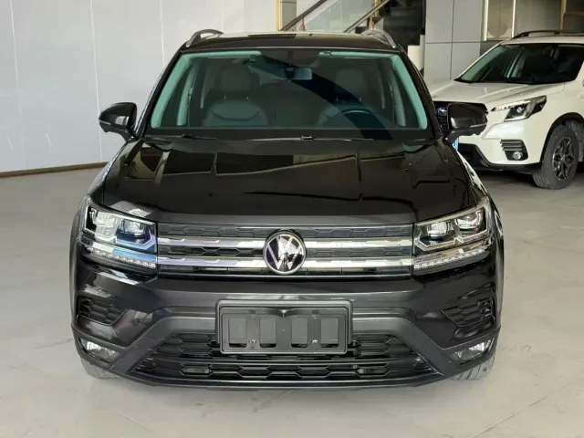 Volkswagen Tharu — Фото автомобиля 2