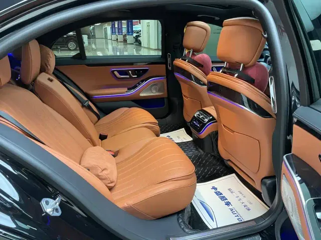 Mercedes-Benz S-Class — Фото автомобиля 16