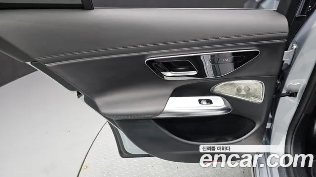 Mercedes-Benz E-Class W214 — Фото автомобиля 14