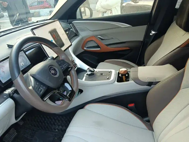 BYD Song Pro — Фото автомобиля 11