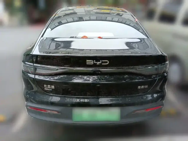 BYD Seal 05 DM-i — Фото автомобиля 5