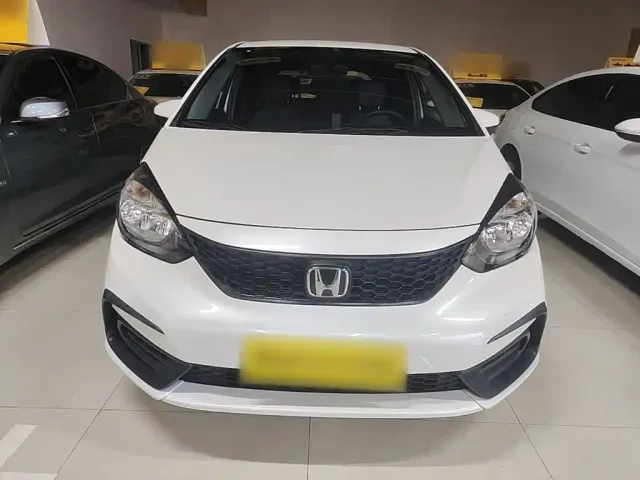 Honda Fit — Фото автомобиля 2