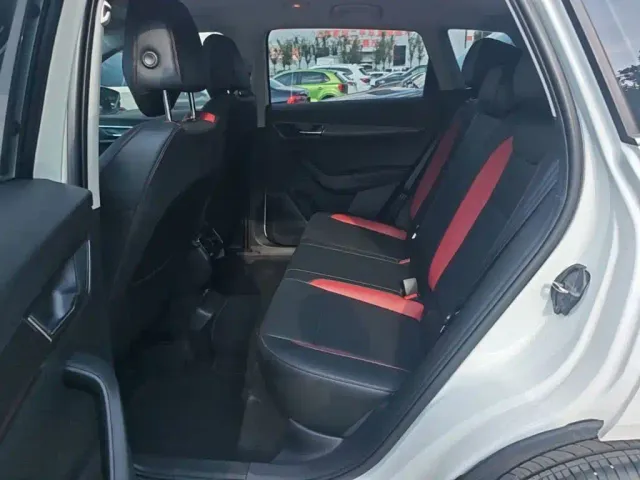 Skoda Karoq — Фото автомобиля 16