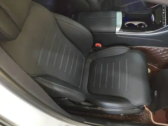 Mercedes-Benz C-Class — Фото автомобиля 24