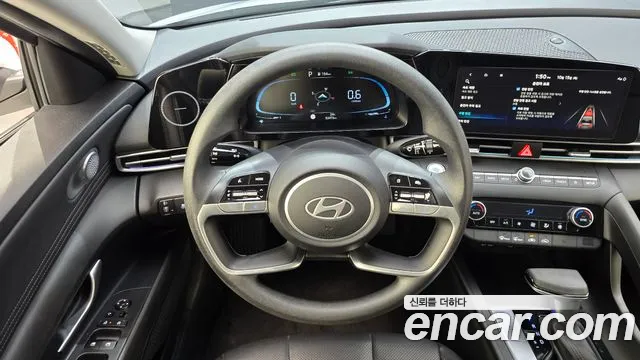Hyundai Avante — Фото автомобиля 19
