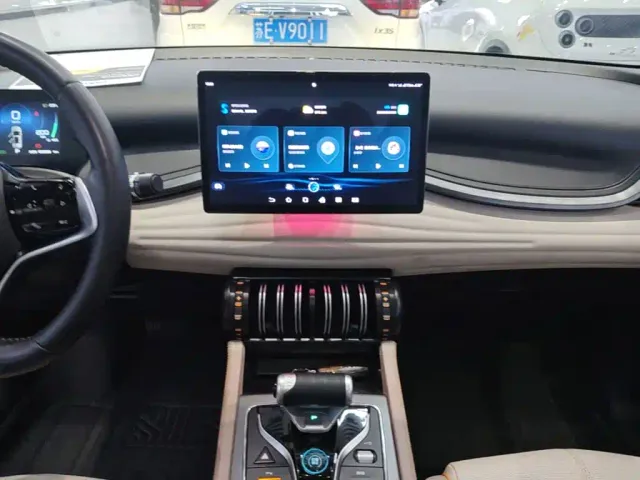 BYD Yuan PLUS — Фото автомобиля 12