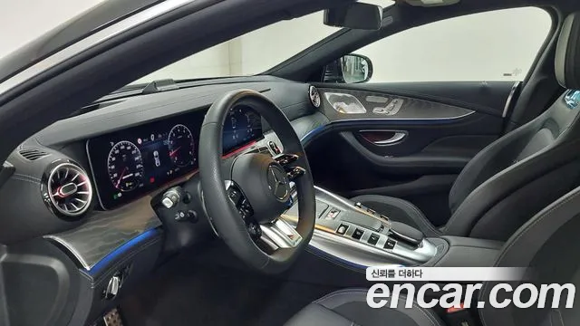 Mercedes-Benz AMG GT 4 двери 43 4MATIC+ — Фото автомобиля 13