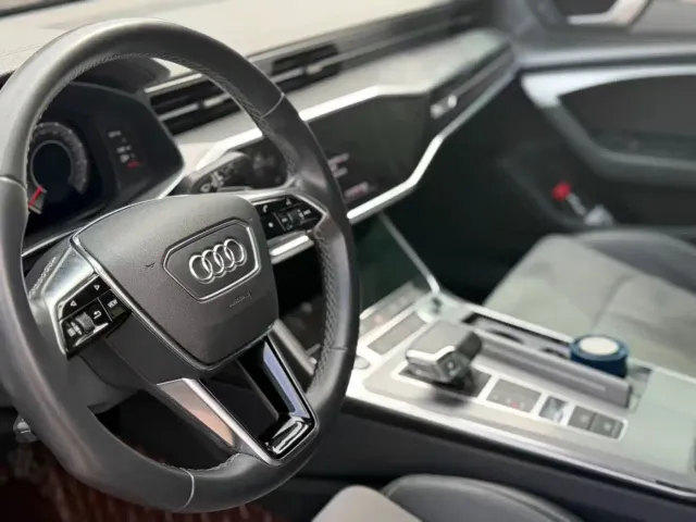 Audi A6L — Фото автомобиля 9