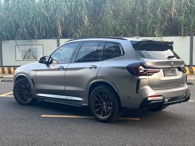 BMW iX3 — Фото автомобиля 7