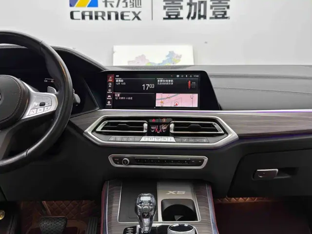 BMW X5 — Фото автомобиля 12