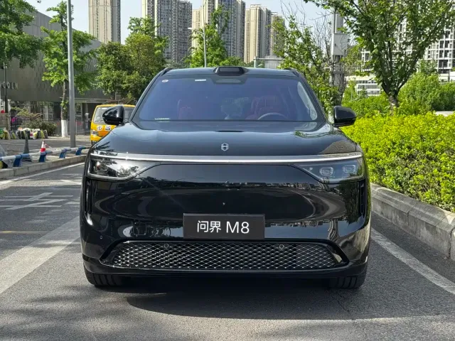 Aito M8 — Фото автомобиля 2