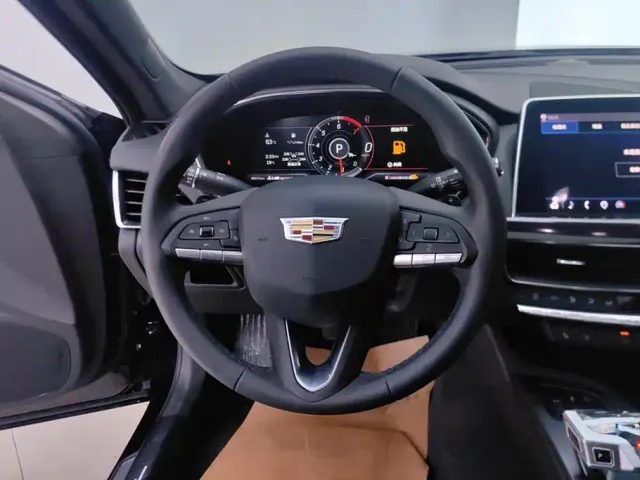 Cadillac CT5 — Фото автомобиля 15