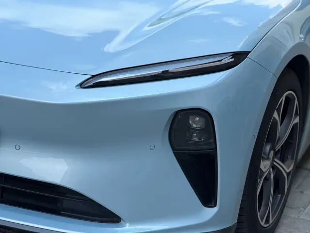 Nio ET5 — Фото автомобиля 16