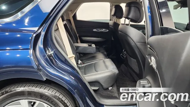 Genesis GV70 Electrified GV70 — Фото автомобиля 11