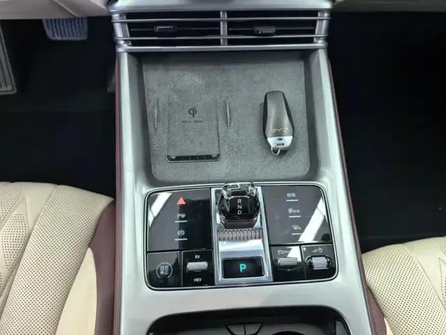 BYD Seal — Фото автомобиля 16
