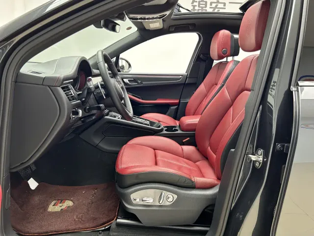 Porsche Macan — Фото автомобиля 5