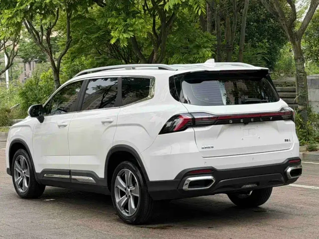 Geely Haoyue L — Фото автомобиля 4