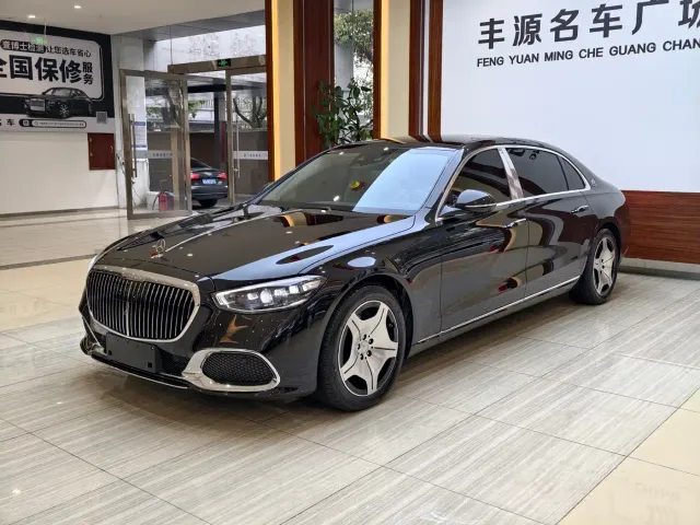 Фотография автомобиля — Mercedes-Benz Maybach S-Class