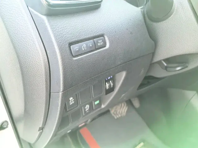 Nissan X-Trail — Фото автомобиля 10