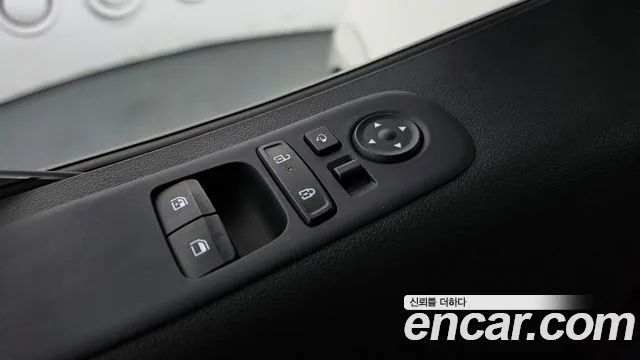 Hyundai Staria — Фото автомобиля 25