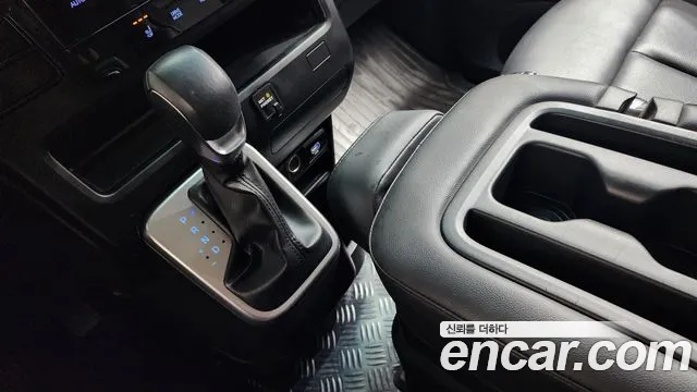 Hyundai Staria — Фото автомобиля 9