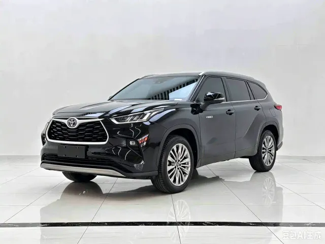 Toyota Highlander — Фото автомобиля 3