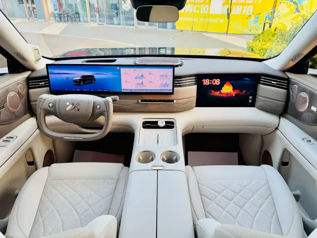 IM Motors LS9 — Фото автомобиля 8