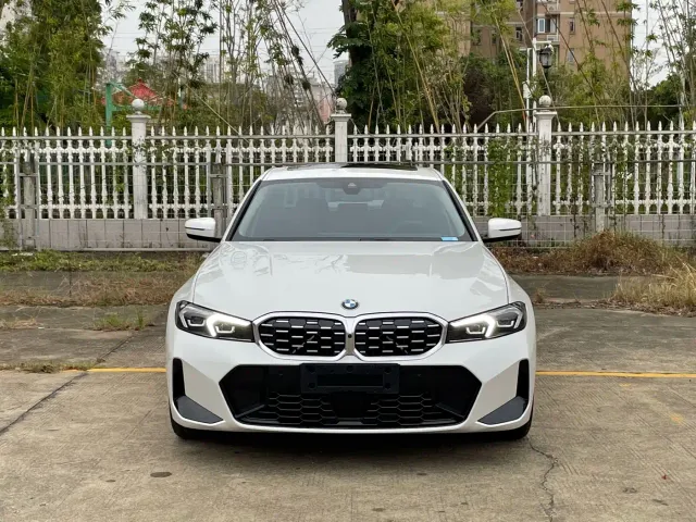 BMW 3 Series — Фото автомобиля 2
