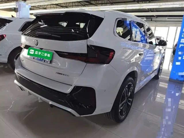 BMW X1 — Фото автомобиля 6