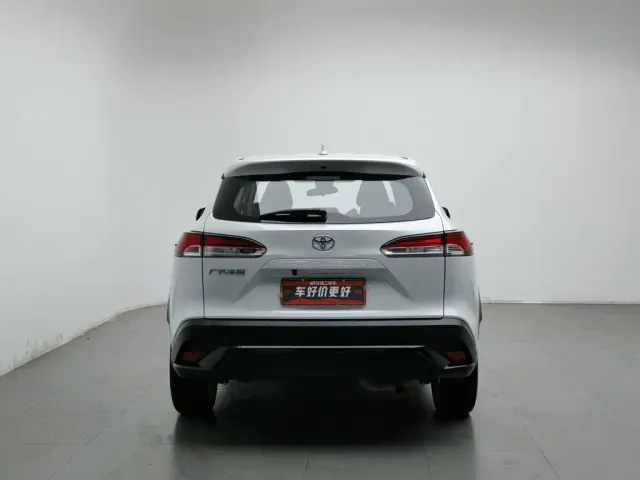 Toyota Frontlander — Фото автомобиля 4