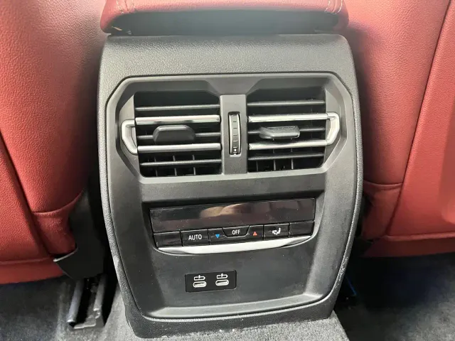 BMW 3 Series — Фото автомобиля 13