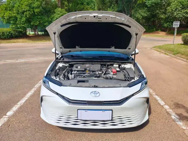 Toyota Camry — Фото автомобиля 16
