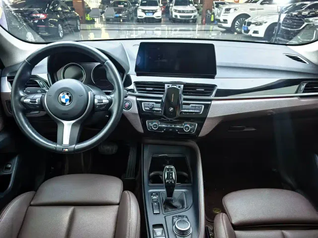 BMW X1 — Фото автомобиля 6