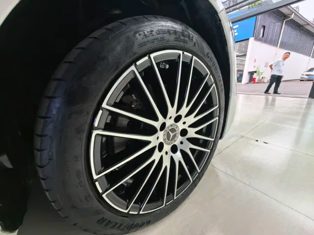 Mercedes-Benz C-Class — Фото автомобиля 16