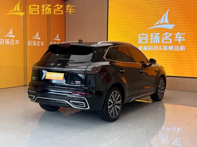 Hongqi HS5 — Фото автомобиля 8
