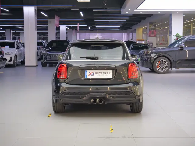 MINI Hatch — Фото автомобиля 6