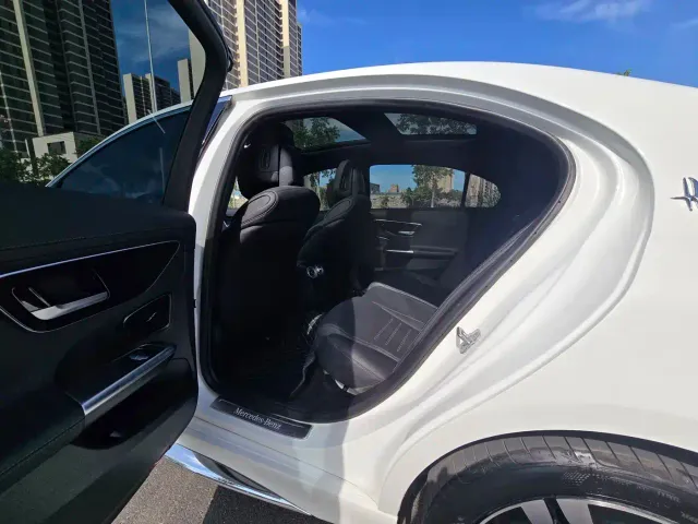 Mercedes-Benz C-Class — Фото автомобиля 7