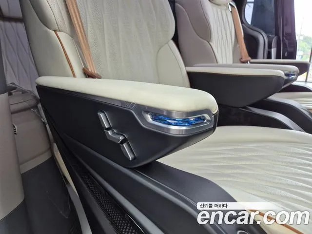 Kia Carnival Generation 4 — Фото автомобиля 19