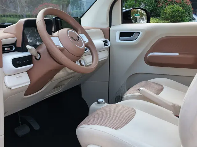 Wuling Hongguang Mini EV — Фото автомобиля 9