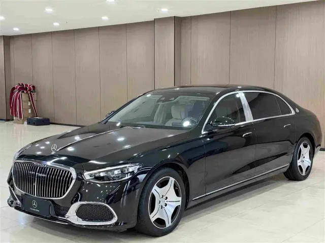 Фотография автомобиля — Mercedes-Benz Maybach S-Class
