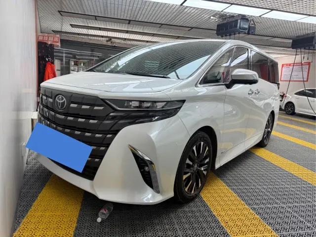 Фотография автомобиля — Toyota Alphard
