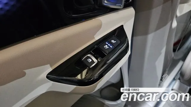 Kia Canival Carnival 4 поколение Бензин 7 мест Hi-Limousine — Фото автомобиля 24