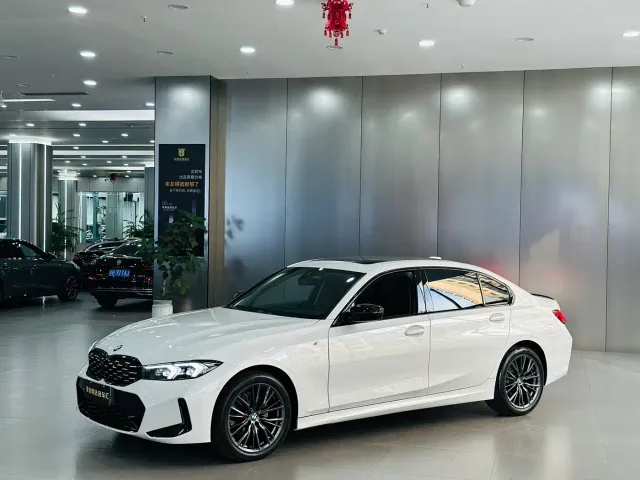 Фотография автомобиля — BMW 3 Series