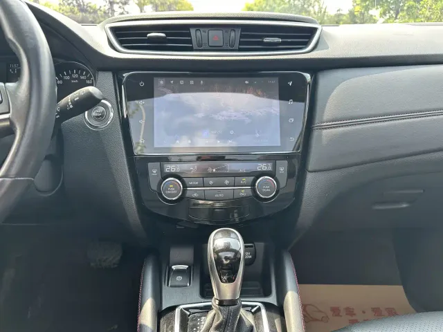 Nissan Qashqai — Фото автомобиля 16