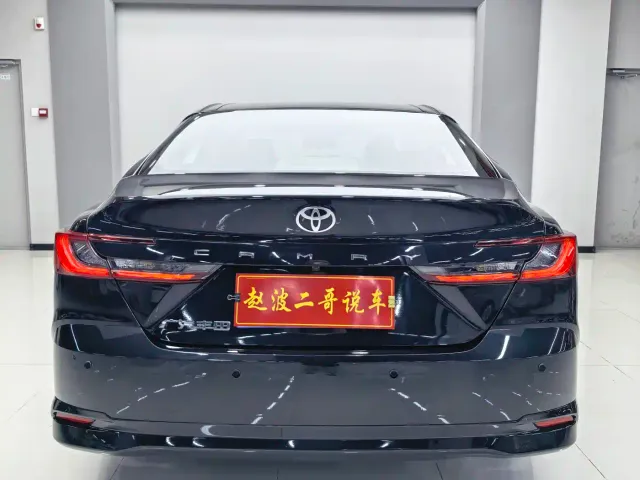 Toyota Camry — Фото автомобиля 15