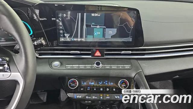 Hyundai Avante CN7 — Фото автомобиля 16