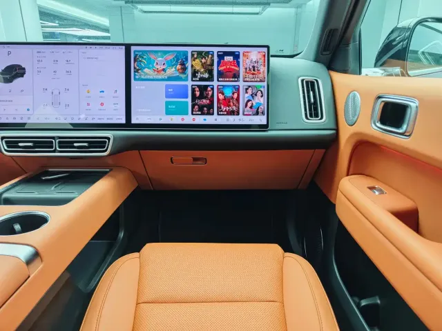 Li Auto L6 — Фото автомобиля 12