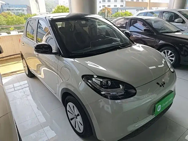 Wuling Bingo — Фото автомобиля 3
